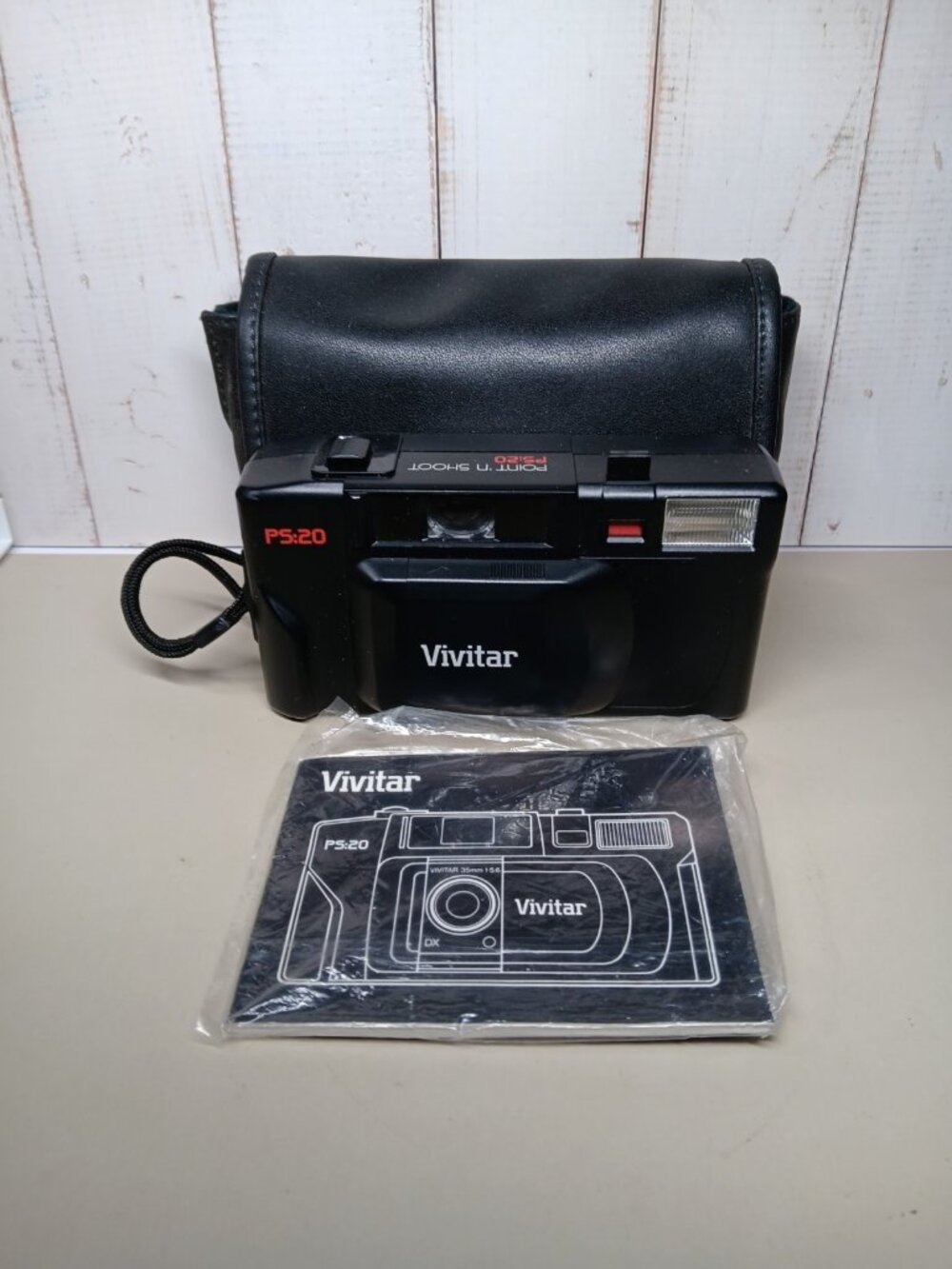 Camera Vivitar Point and Shoot PS:20 Unused in Case with Manual